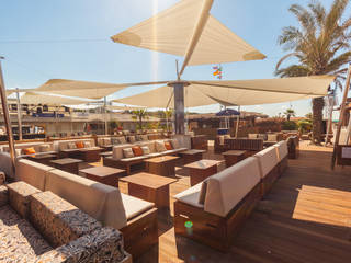 KE: l’eleganza e la versatilità di KHEOPE per il Twiga Beach Club, KE Outdoor Design KE Outdoor Design Commercial spaces