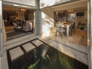 The Classic Appeal of House Parkwood , Spegash Interiors Spegash Interiors Klassischer Balkon, Veranda & Terrasse