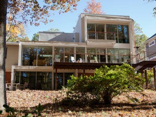 Liberberg House, RT Studio, LLC RT Studio, LLC 現代房屋設計點子、靈感 & 圖片 玻璃
