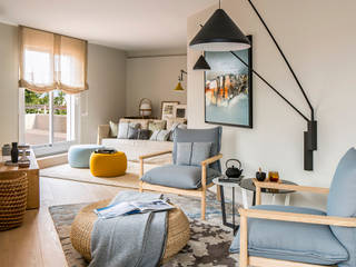 VIVIENDA VIA AUGUSTA, The Room Studio The Room Studio Salas / recibidores