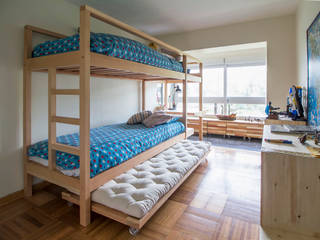 Muebles Luz, Crescente Böhme Arquitectos Crescente Böhme Arquitectos Modern Bedroom Solid Wood Wood effect