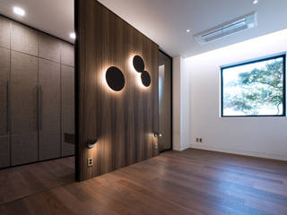 Casa 584_Wirye, Design Tomorrow INC. Design Tomorrow INC. Modern style media rooms