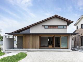 滝田の家, WORKS WISE WORKS WISE Casas de estilo asiático