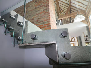 Frameless Bolted Glass Balustrade in Barn Conversion, Ion Glass Ion Glass Escaleras Vidrio