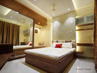 Site for Mr.Mudit Agarwal, Navmiti Designs Navmiti Designs Moderne slaapkamers MDF Hout