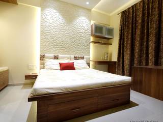 Site for Mr.Mudit Agarwal, Navmiti Designs Navmiti Designs Modern style bedroom Wood Wood effect