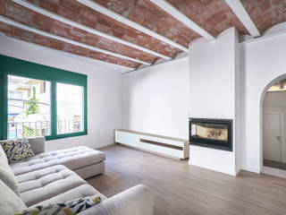 Can Fabregas , LaBoqueria Taller d'Arquitectura i Disseny Industrial LaBoqueria Taller d'Arquitectura i Disseny Industrial Minimalist living room