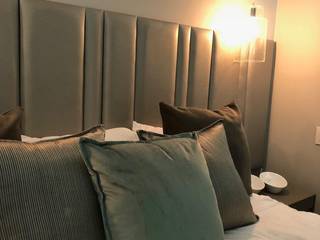 Something Blue at The Pearls of Umhlanga, Adore Design Adore Design Dormitorios modernos: Ideas, imágenes y decoración