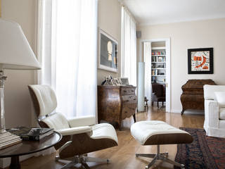 RISTRUTTURAZIONE APPARTAMENTO A VARESE, Studio Architettura Macchi Studio Architettura Macchi Classic style living room