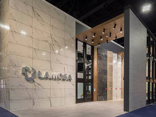 Stand Coverings, Local 10 Arquitectura Local 10 Arquitectura Ruang Komersial