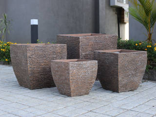 PLANTER POTS FROM GLASTRES GREENS, Glastres Greens Glastres Greens สวนภายใน