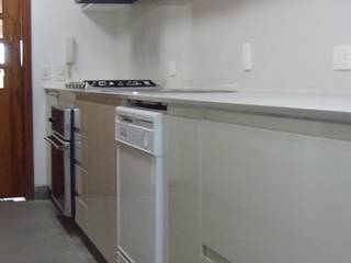 COCINA ROSALES, Insitu Hogar Insitu Hogar Nhà bếp phong cách tối giản