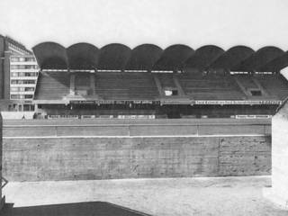 STADION LEHEN, SV AUSTRIA SALZBURG, ADLHART ARCHITEKTEN, ADLHART Architekten | Hallein - Seeham ADLHART Architekten | Hallein - Seeham Espacios comerciales