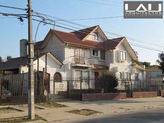 Casa Toro, Lau Arquitectos Lau Arquitectos コロニアルな 家