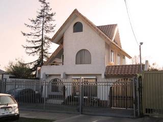 Casa Elgueta, Lau Arquitectos Lau Arquitectos Classic style houses