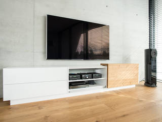 Neugestaltung Wohnhaus, Oberstenfeld, Mannsperger Möbel + Raumdesign Mannsperger Möbel + Raumdesign Modern living room Wood Wood effect