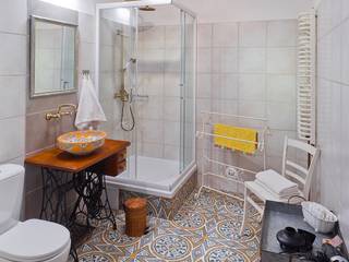 Łazienka w kolorze pomarańczy, Cerames Cerames 浴室