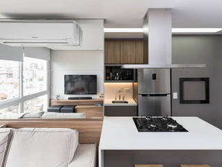 Apartamento Contemporâneo Clean, Rabisco Arquitetura Rabisco Arquitetura Salas de estar modernas MDF Efeito de madeira