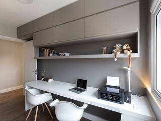 Apartamento Contemporâneo Clean, Rabisco Arquitetura Rabisco Arquitetura Study/office MDF