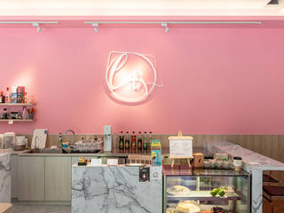 【桃園民富，富民之所】, 創喜設計 創喜設計 Modern bars & clubs Wood-Plastic Composite Pink
