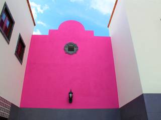 Casa Chachapa, Itech Kali Itech Kali Casas unifamiliares Concreto Rosa