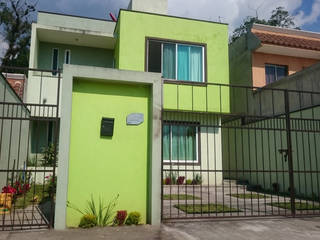 CASA HABITACIÓN LA TRINIDAD, CONSTRUCTORA FADI CONSTRUCTORA FADI Modern Houses