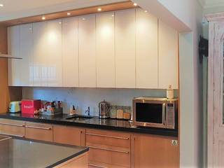 Classic-Contemporary Kitchen , Zingana Kitchens and Cabinetry Zingana Kitchens and Cabinetry Built-in kitchens