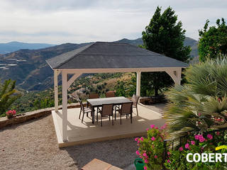 Despampanánte Pérgola Blanca de Madera con Techo de 4 aguas, COBERTI COBERTI برجولا جانبية خشب Wood effect