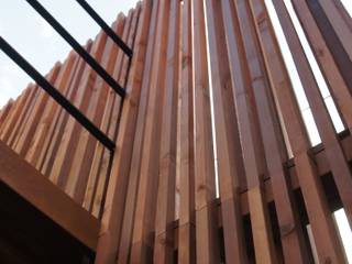 変形旗竿地に建つアトリエのある家, 一級建築士事務所A-SA工房 一級建築士事務所A-SA工房 Modern Walls and Floors Wood Wood effect