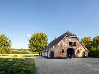 Boerderij Dubbelland, RHAW architecture RHAW architecture Country style houses