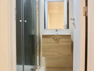 Feijó - Almada Viver com prazer by C EVOLUTIO LDA, C evolutio Lda C evolutio Lda Modern bathroom