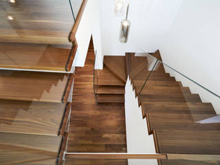 Floating staircase design with a storage underneath, Siller Treppen/Stairs/Scale Siller Treppen/Stairs/Scale Stairs Wood Wood effect