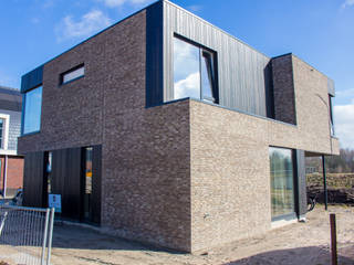 Moderne kubuswoning in plan Vaart Alkmaar, Nico Dekker Ontwerp & Bouwkunde Nico Dekker Ontwerp & Bouwkunde Modern houses