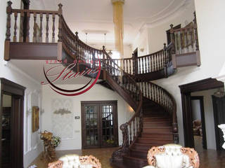 Curved Oak Luxury Staircase - Moscow, Grand Design Stairs Grand Design Stairs 階段 木 木目調