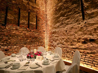 Event-Lichtplanung: Alte Scheune mit Licht verzaubert, Moreno Licht mit Effekt - Lichtplaner, Hersteller Moreno Licht mit Effekt - Lichtplaner, Hersteller