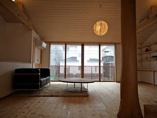 高台の家, 株式会社高野設計工房 株式会社高野設計工房 Scandinavian style living room