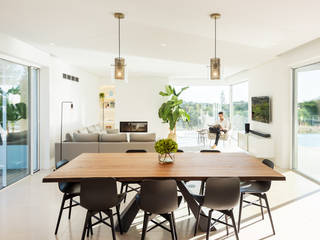 Casa Salicos, dacruzphoto dacruzphoto Modern dining room