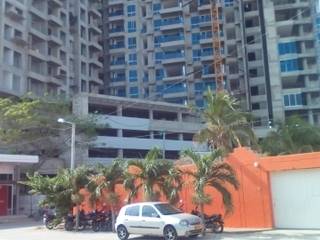 EDIFICIO RESERVA DEL MAR, ALTACONSTRUCCION S.A.S ALTACONSTRUCCION S.A.S ห้องโถงทางเดินและบันไดสมัยใหม่