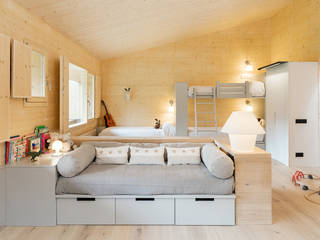 Casa en la Cerdanya, dom arquitectura dom arquitectura Boys Bedroom