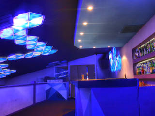 ICE Bariloche - Resto Bar, Triad Group Triad Group Commercial spaces Metal