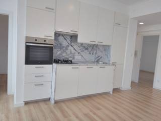 Apartamento T2 Penha França - Lisboa, EU LISBOA EU LISBOA Кухня в стиле минимализм