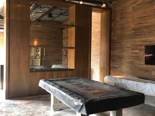 BAR: Cavas de estilo  por Athalia cocinas y Carpinteria 