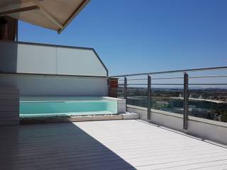 Duplex Alameda, Valencia, MASR | Estudio de arquitectura MASR | Estudio de arquitectura Moderne balkons, veranda's en terrassen Massief hout Wit