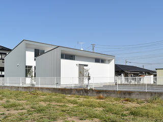 南大桑の家, arc-d arc-d Casas estilo moderno: ideas, arquitectura e imágenes