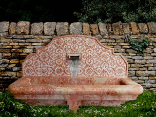 Fountains in stone and marble, CusenzaMarmi CusenzaMarmi Jardines mediterráneos Piedra Rosa