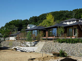 金山の家, arc-d arc-d Casas estilo moderno: ideas, arquitectura e imágenes