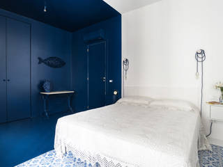 casa IM, Giuseppe Iacono Architetto Giuseppe Iacono Architetto Mediterranean style bedroom