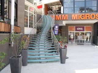 Newista / Hasoğlu İnşaat - İSTANBUL, Visal Merdiven Visal Merdiven Stairs Glass