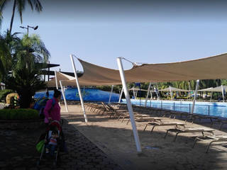 PARQUE ACUATICO EL ROLLO , SINDO OUTDOOR SINDO OUTDOOR Modern pool Aluminium/Zinc