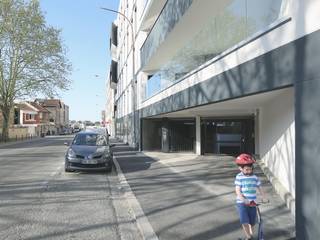 Collective housing project Le Carnot, OGGOstudioarchitects, unipessoal lda OGGOstudioarchitects, unipessoal lda Casas modernas